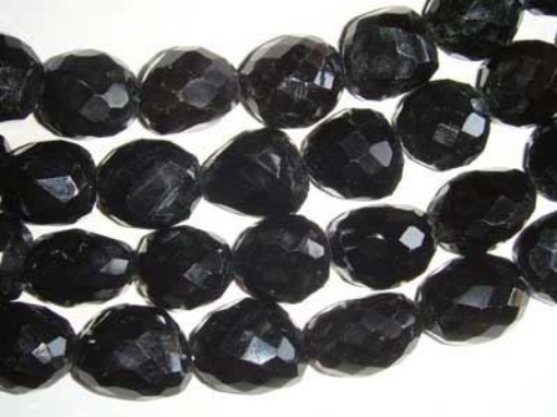 Chalcy Black Faceted Tumble