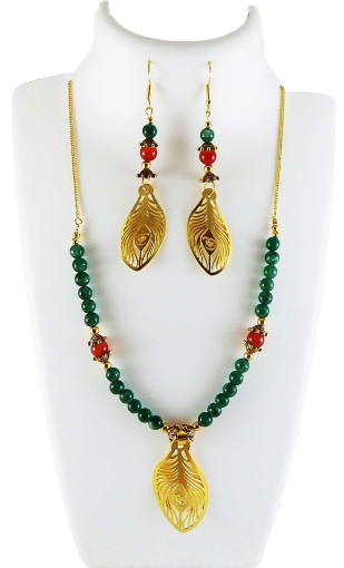 Green Aventurine Gemstone Beads With Silver Pendant Necklace Set