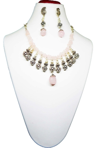Rose Quartz Tumble and Chips Gemstone Beads Necklace