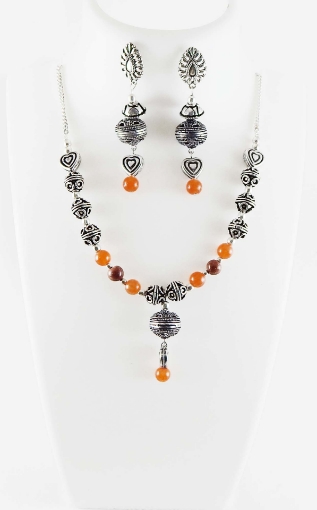 Metal  Beads with Carnelian & Goldstone Gemstone Beads Necklace Set